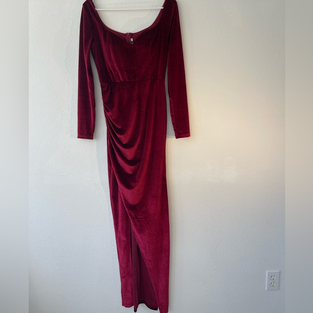 Red Velvet Wedding Dress - Picture 11 of 11